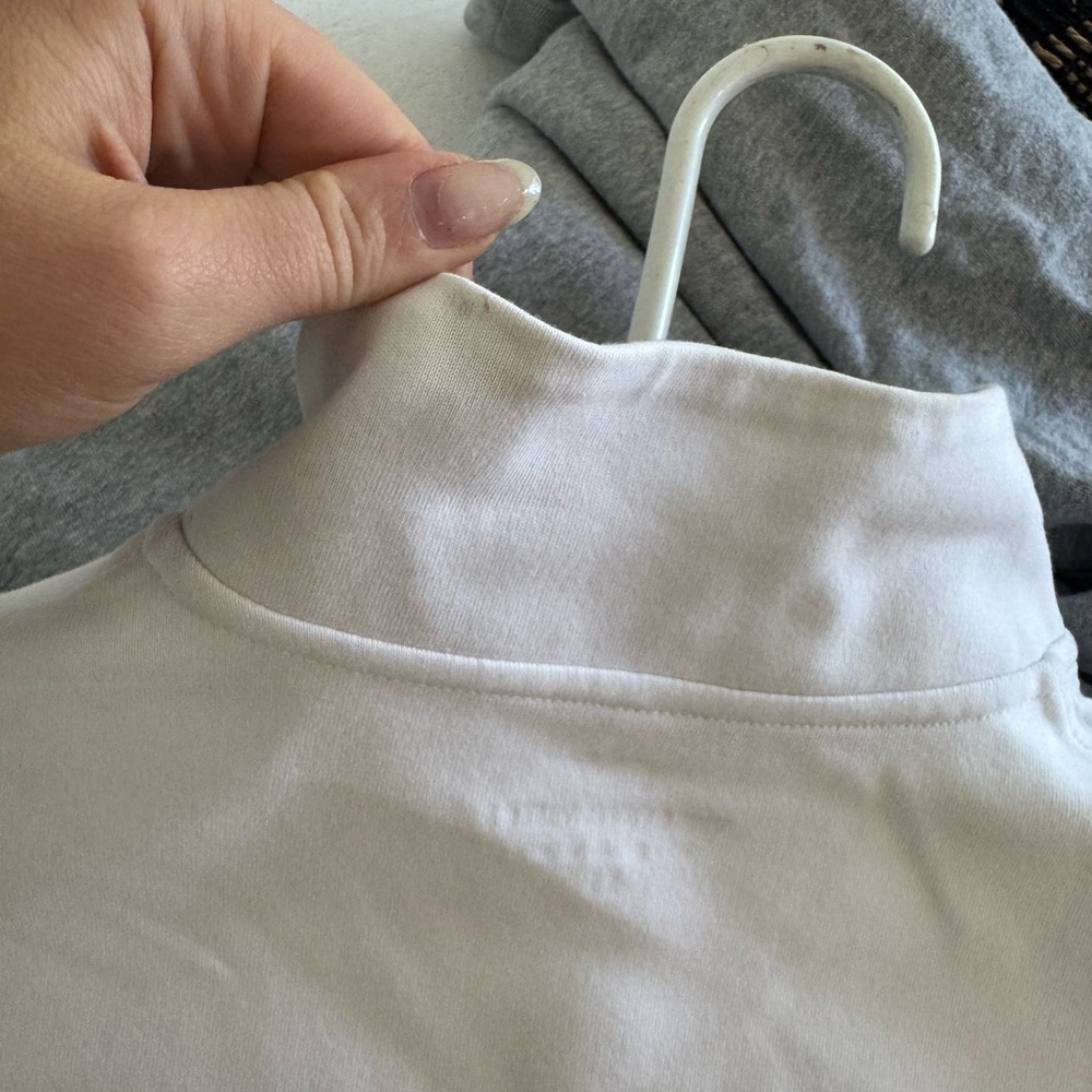Vineyard vines stripe 1/4 zip navy and white - Picture 6 of 6